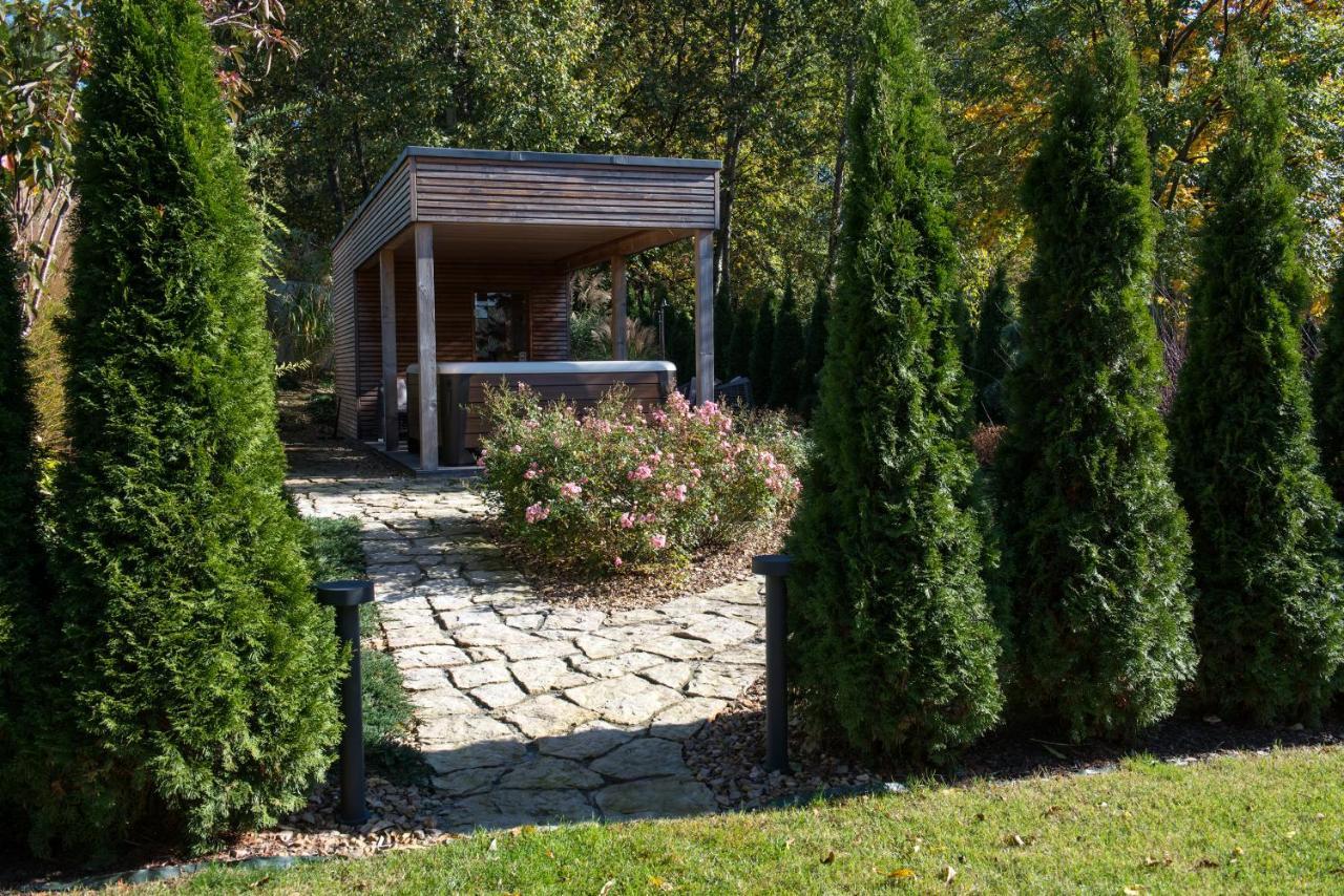 Natura Villa Spa Węgrzce Exterior foto